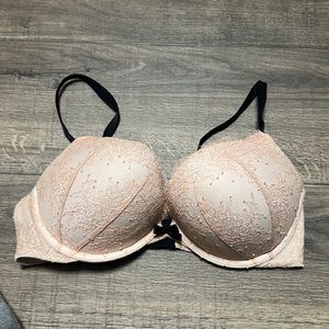 Victoria Secret Bombshell Plunge Bra 36C